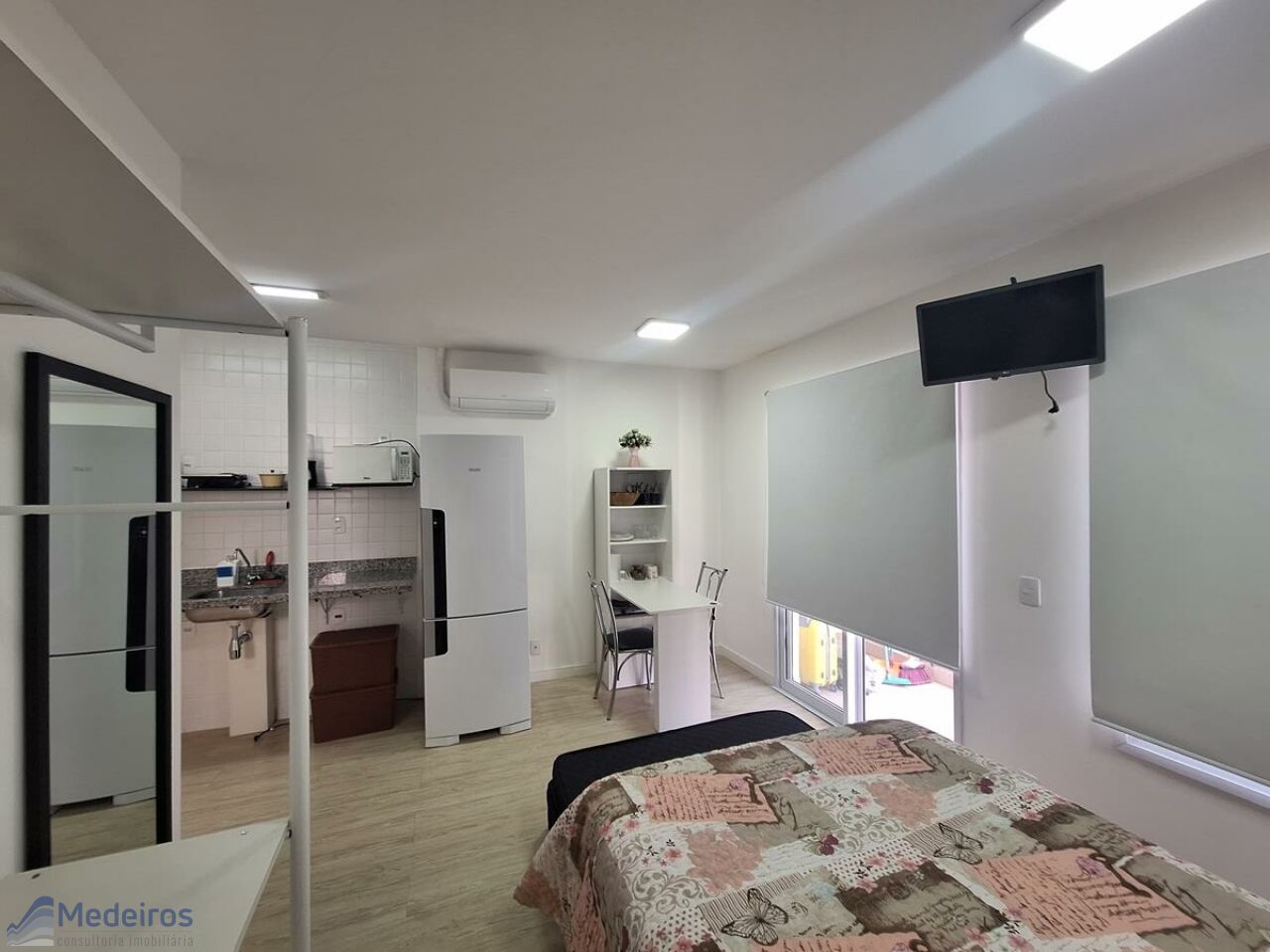 Apartamento, 1 quarto, 27 m² - Foto 2