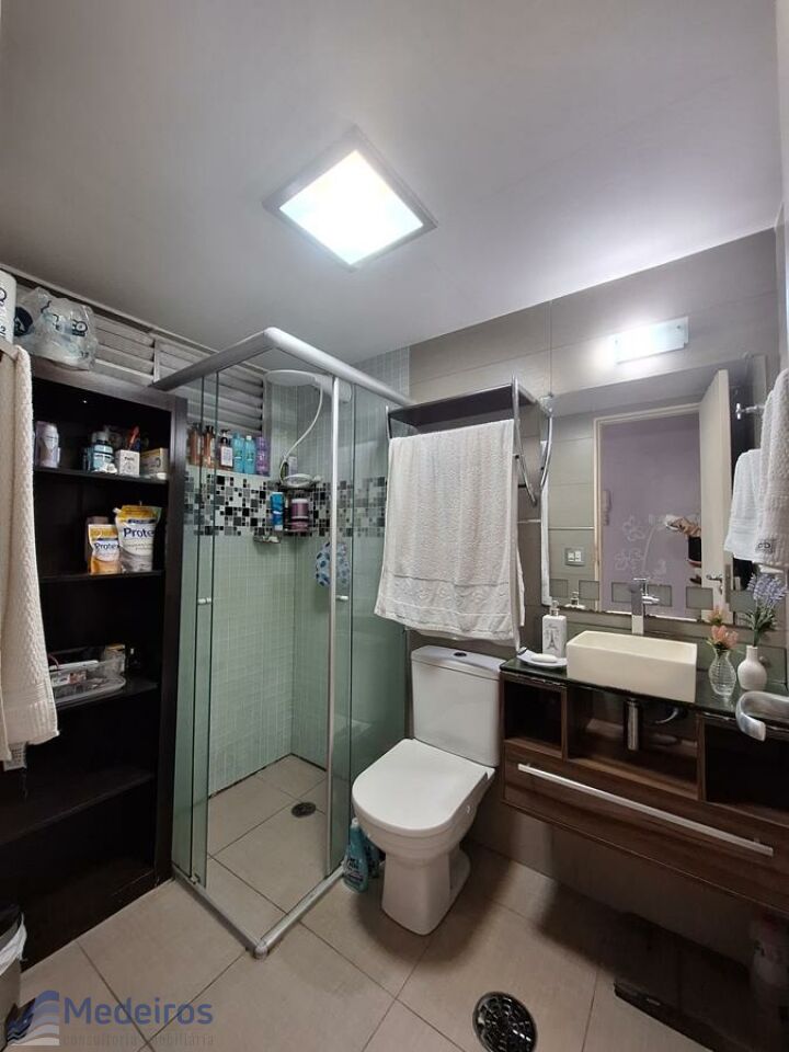 Apartamento à venda com 2 quartos, 42m² - Foto 4