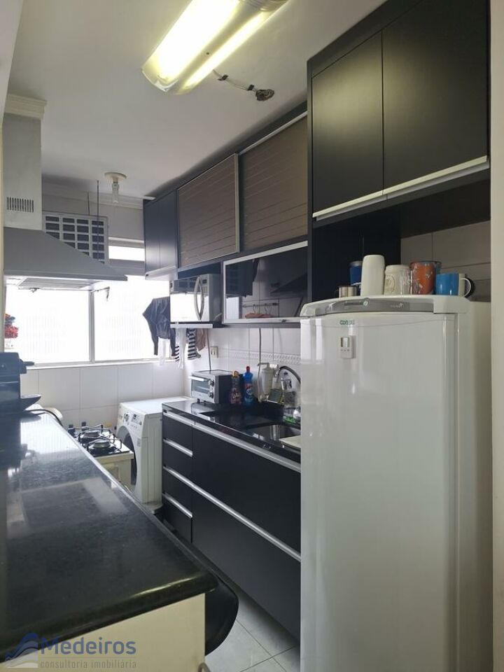 Apartamento à venda com 2 quartos, 42m² - Foto 9