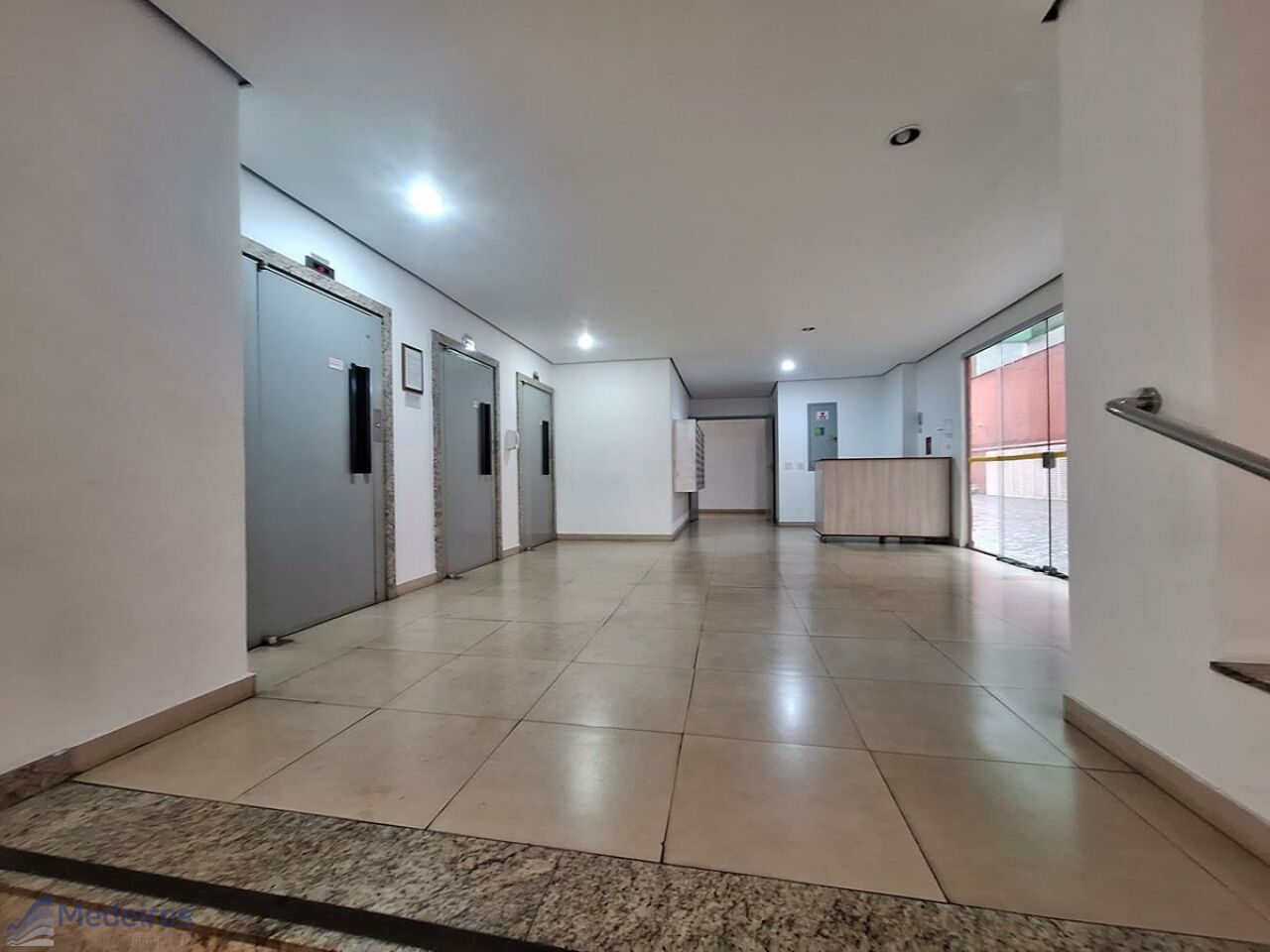 Apartamento à venda com 2 quartos, 42m² - Foto 22