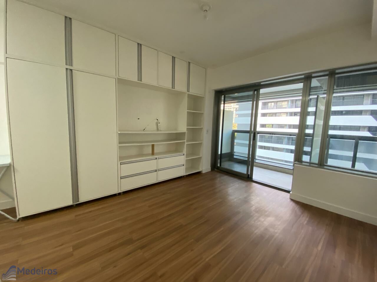 Apartamento, 1 quarto, 28 m² - Foto 1