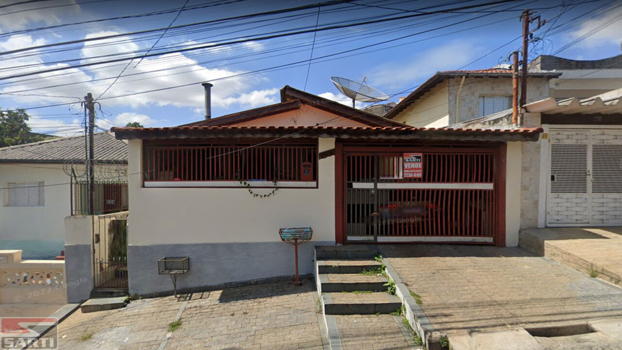 Casa Assobradada para Venda - Parque Peruche
