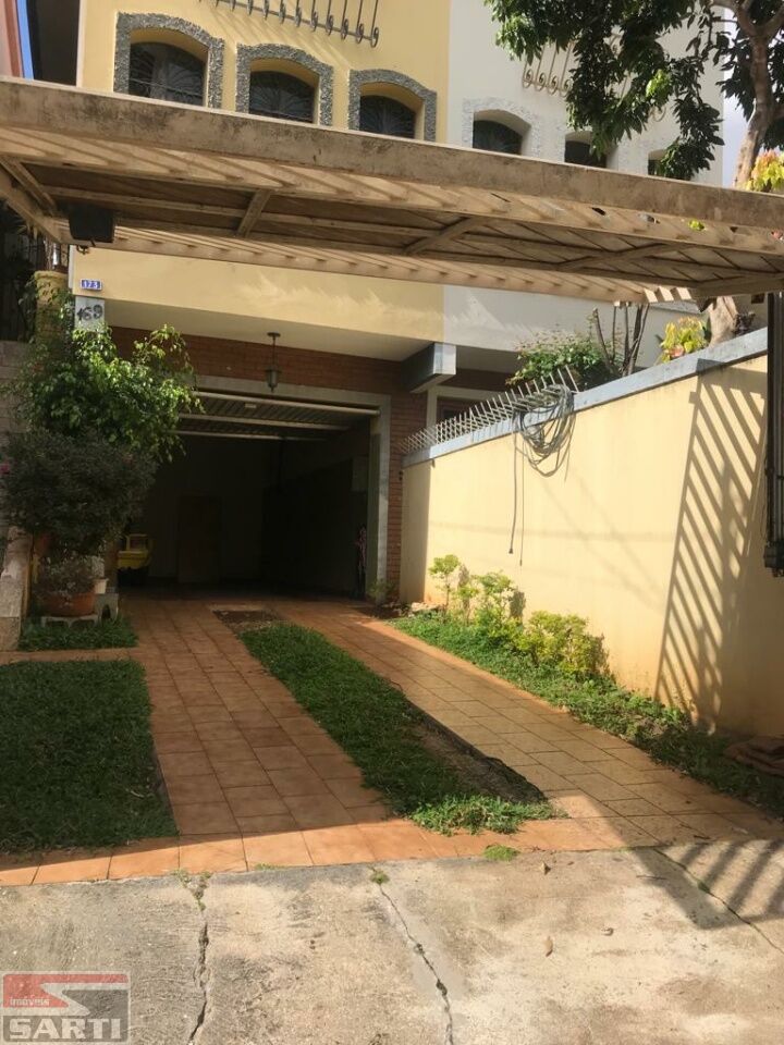 Sobrado para Venda - Chora Menino
