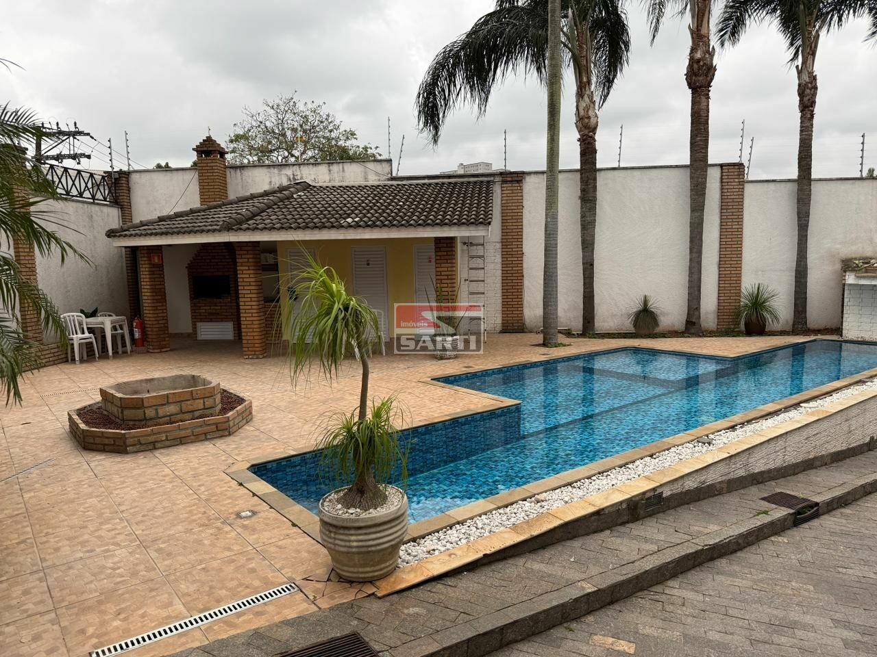 Condomnio para Venda - Jardim Peri