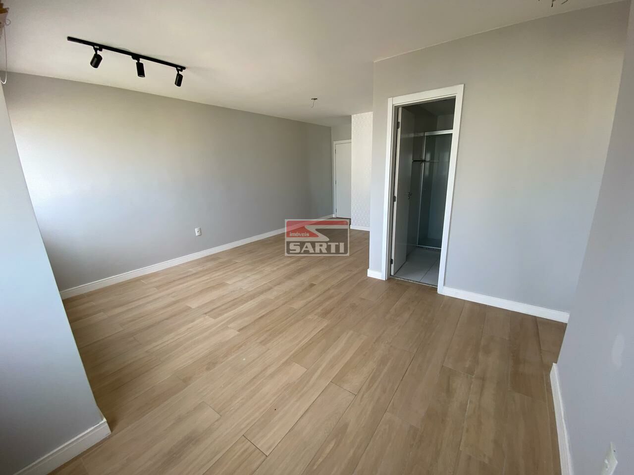 Apartamento para Venda - Santa Teresinha