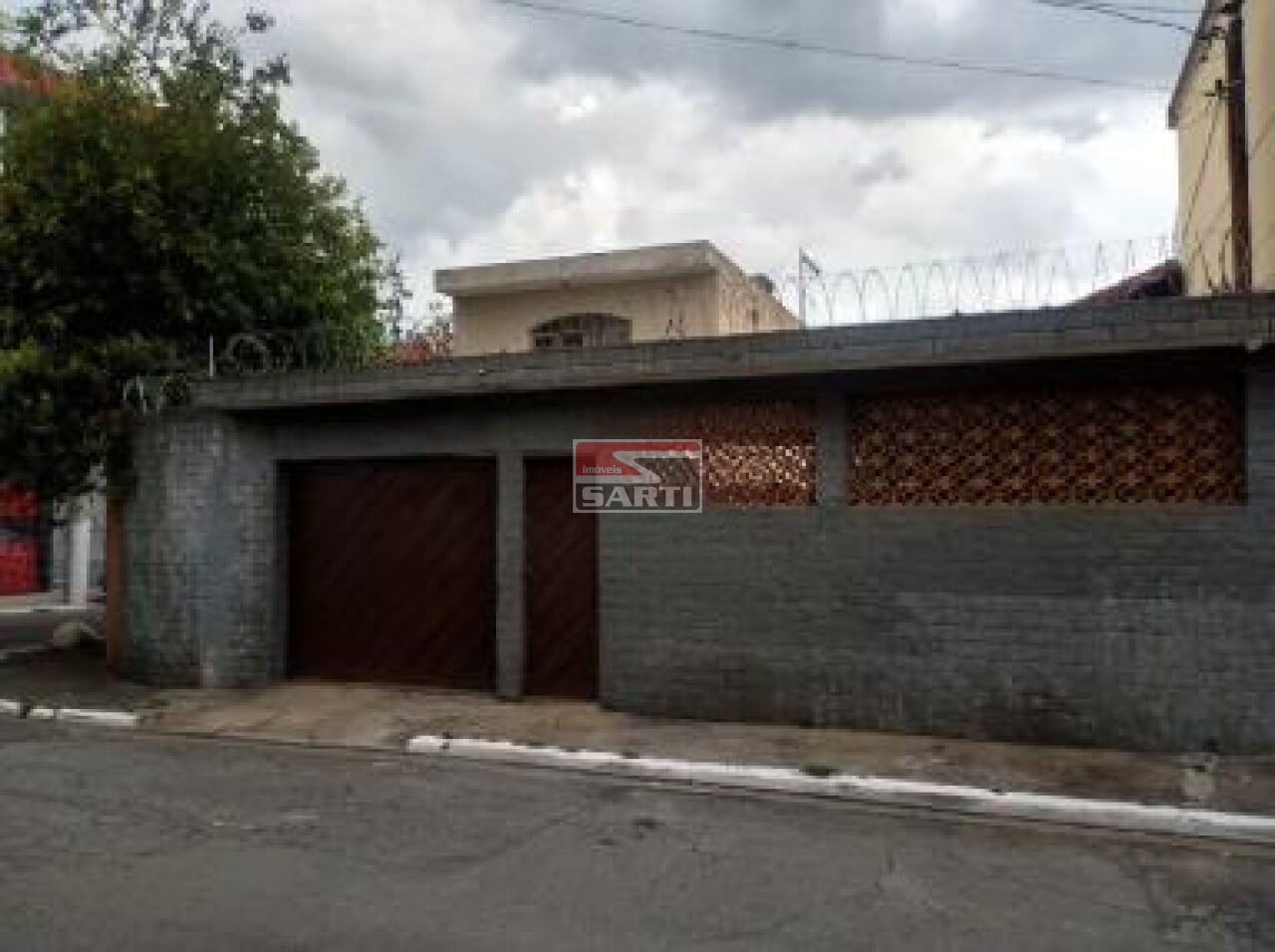 Casa Assobradada para Venda - 