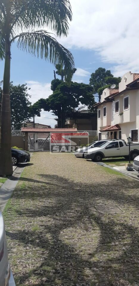Condomnio para Venda - Vila Santos