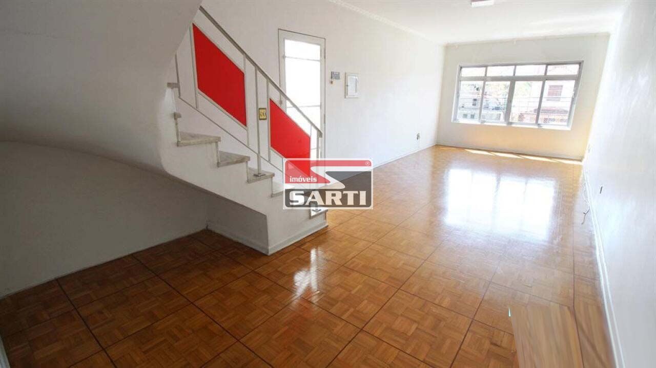 Sobrado para Venda - �gua Fria