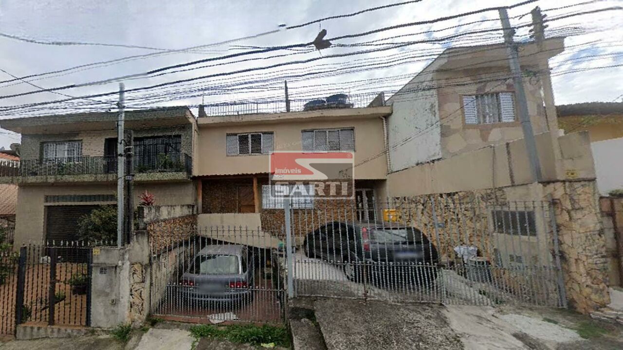 Casa Assobradada para Venda - Parque Peruche