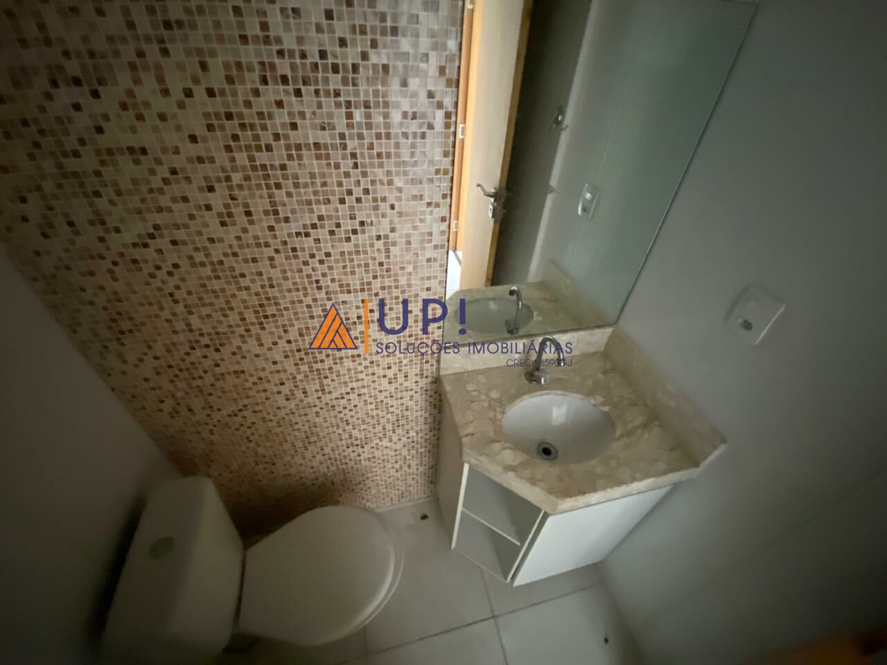 Condomínio para Locação - Vila Mazzei