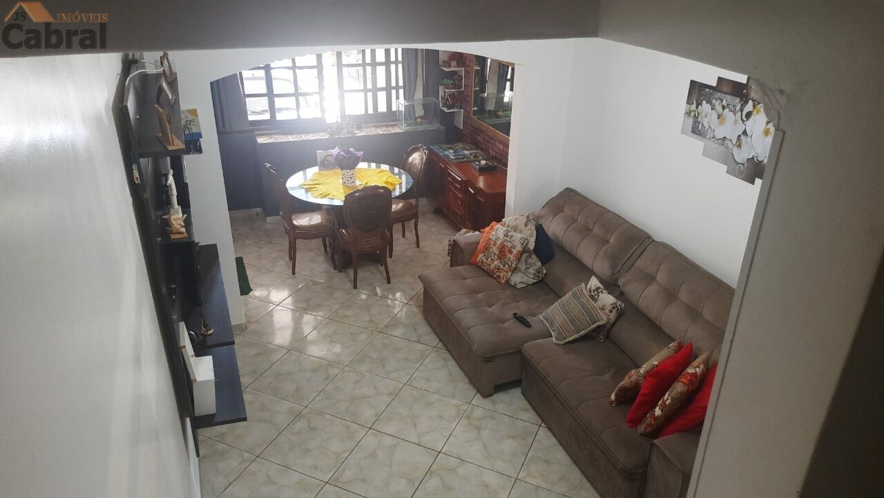 Sobrado para Venda - JARDIM VIRGINIA BIANCA