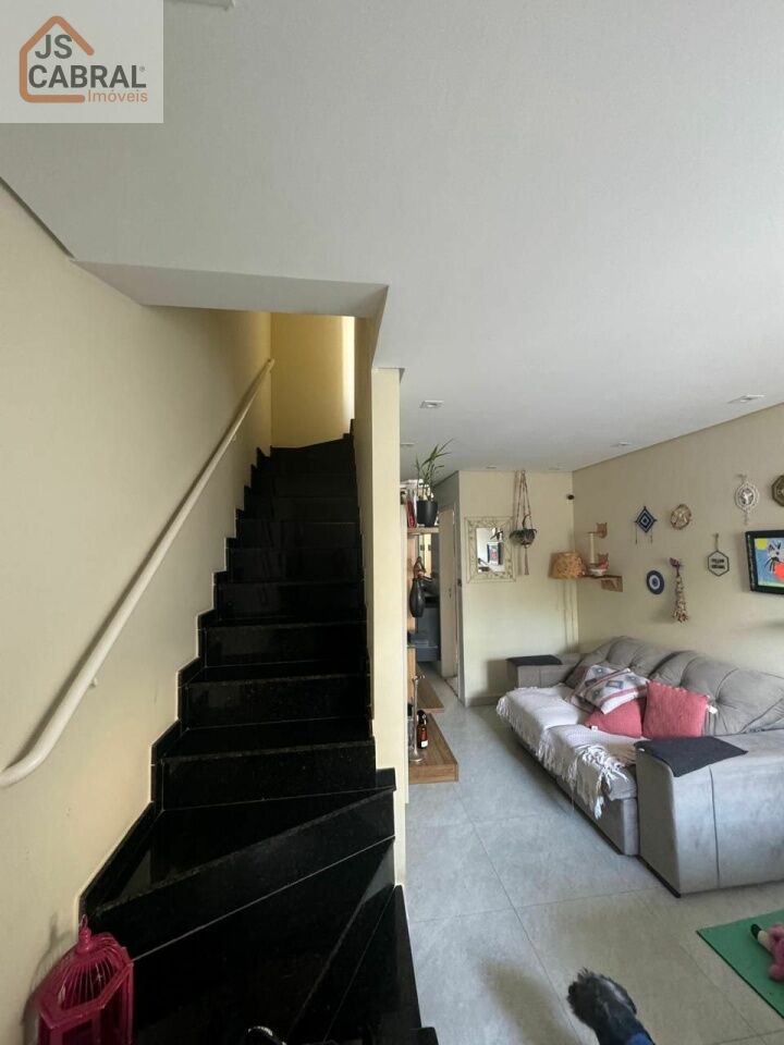 Casa em Condominio para Venda - ÁGUA FRIA