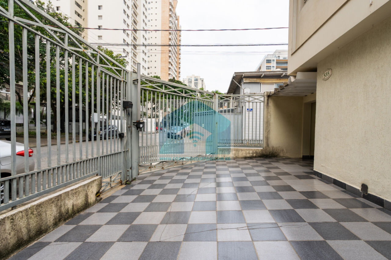 Casa Assobradada para Venda - Cidade Monções