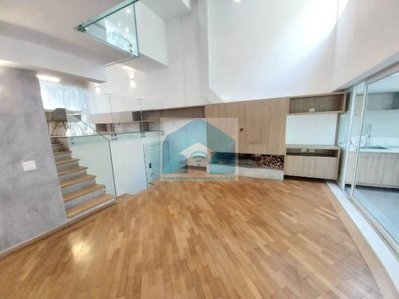 Condomínio para Locação - Campo Belo