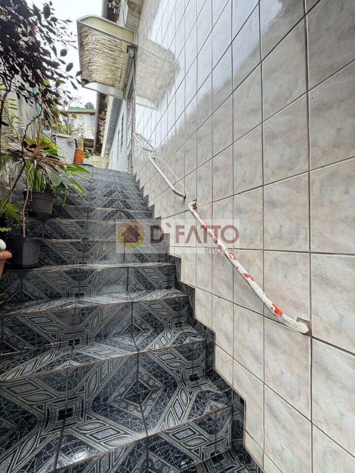 Casa Assobradada para Venda - Jardim Carvalho