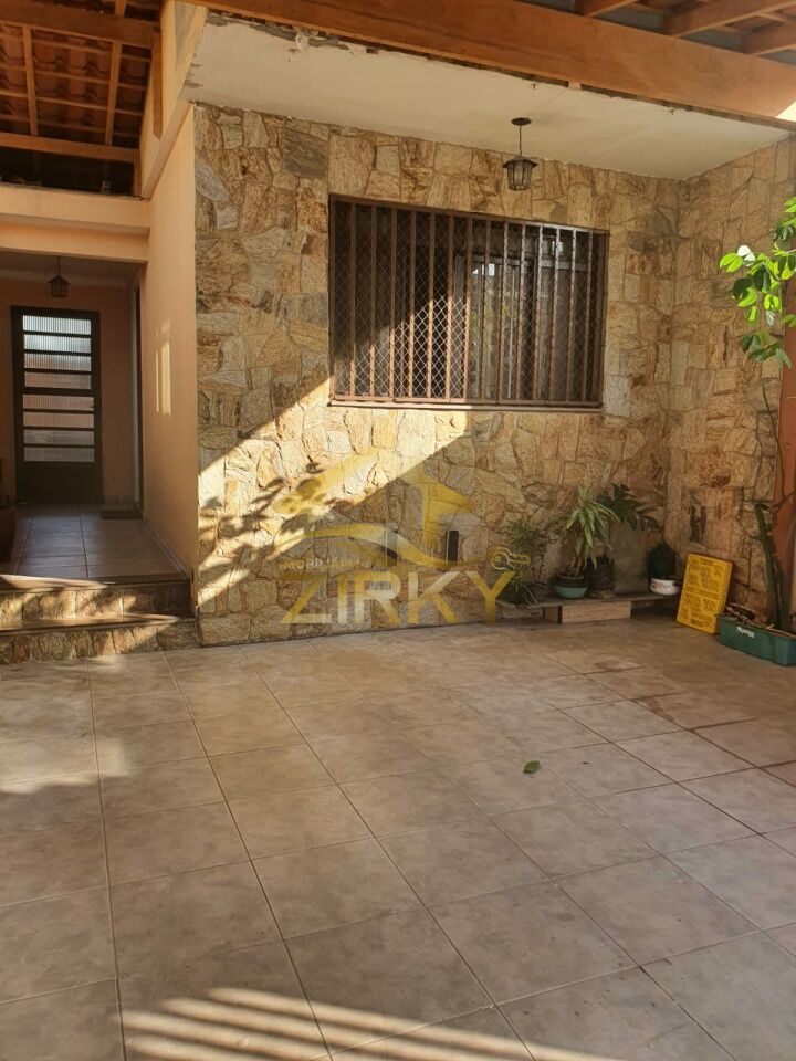 Sobrado para Venda - Jardim Maia