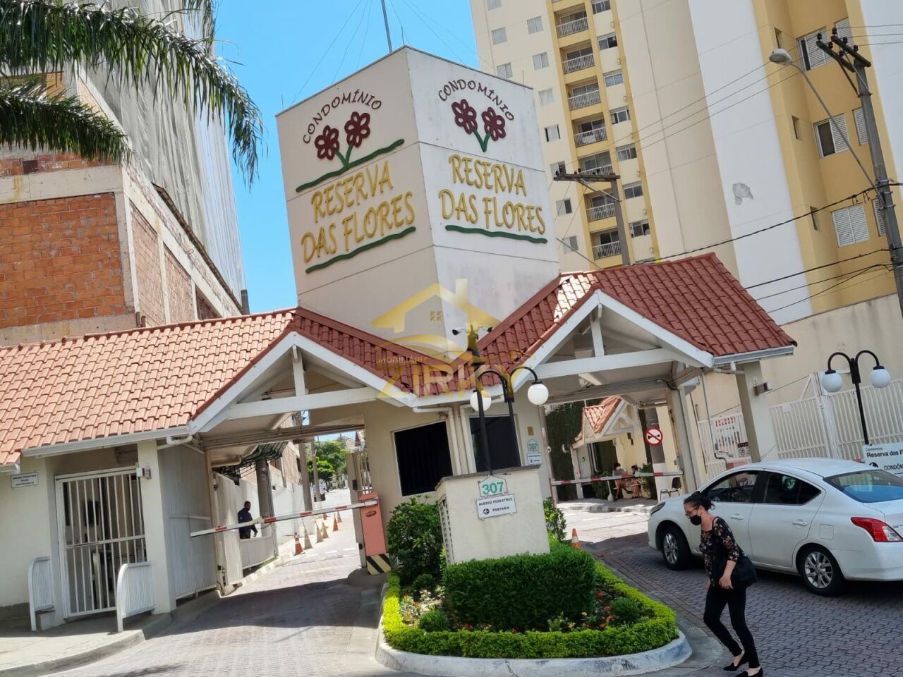 Casas Residenciais, Prédios Residenciais para Venda - Ponte Grande