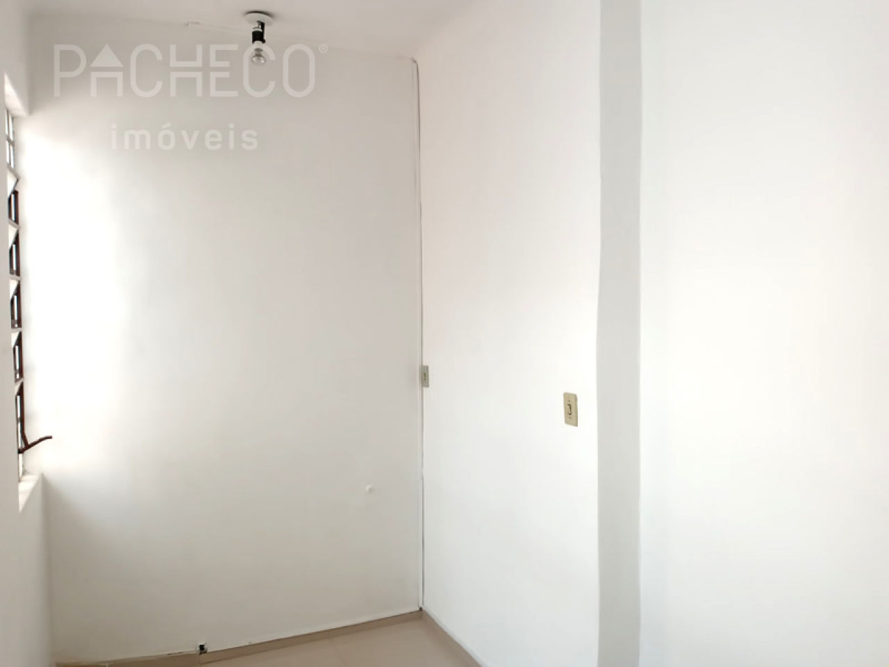 Sala - L1-46504