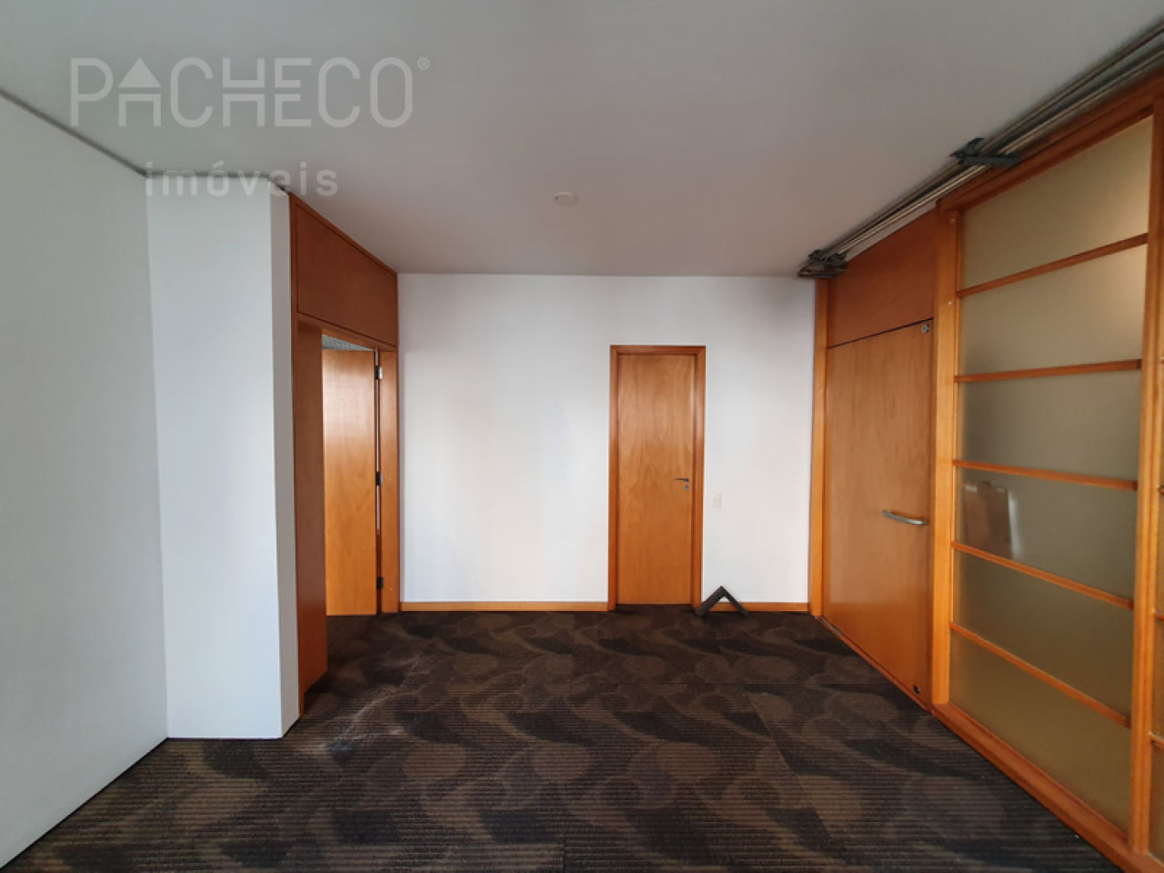 Sala - L1-48898