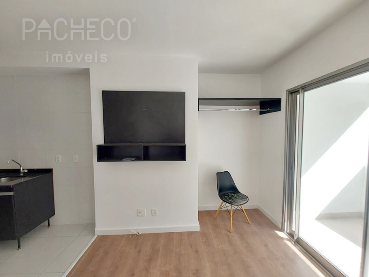 Studio - L1-52505