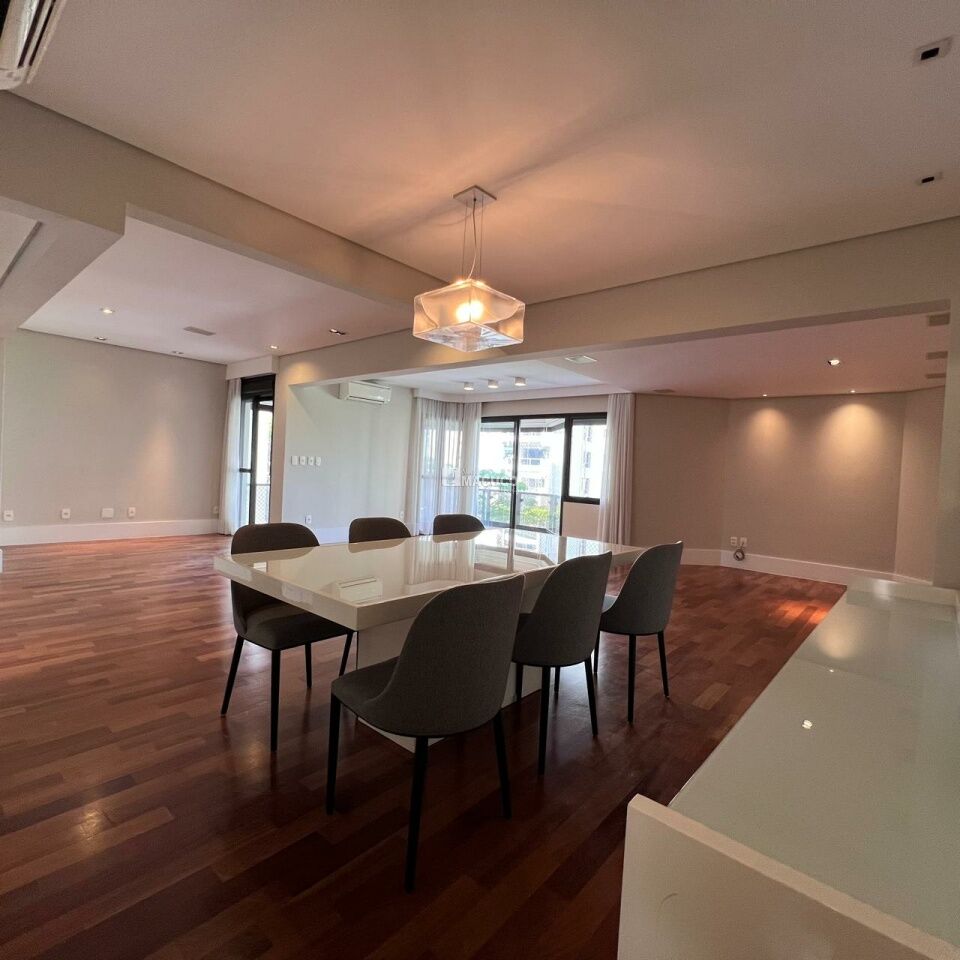 Apartamento para Locação - Moema