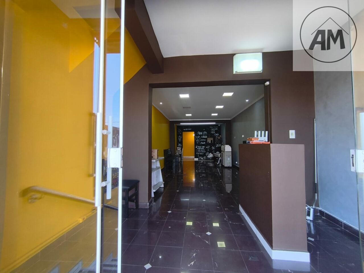 Comercial para Locação - Cidade Satélite