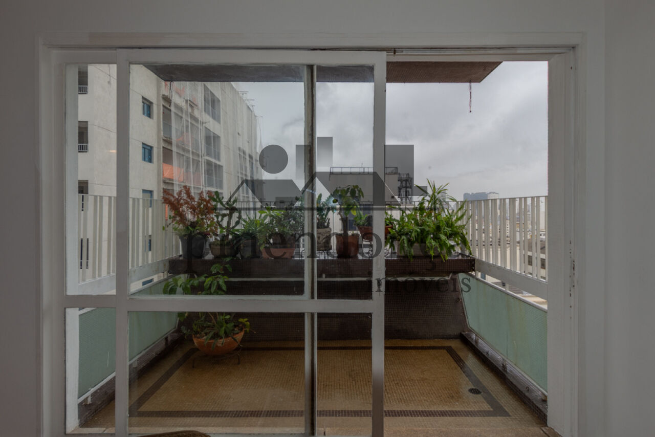 Apartamento, 3 quartos, 210 m² - Foto 2