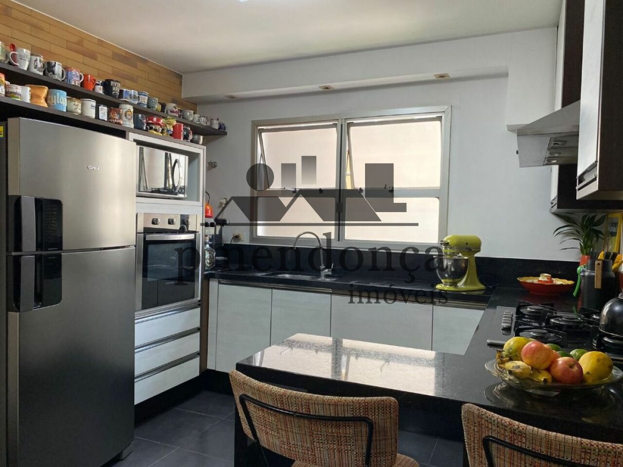 Apartamento, 3 quartos, 131 m² - Foto 2