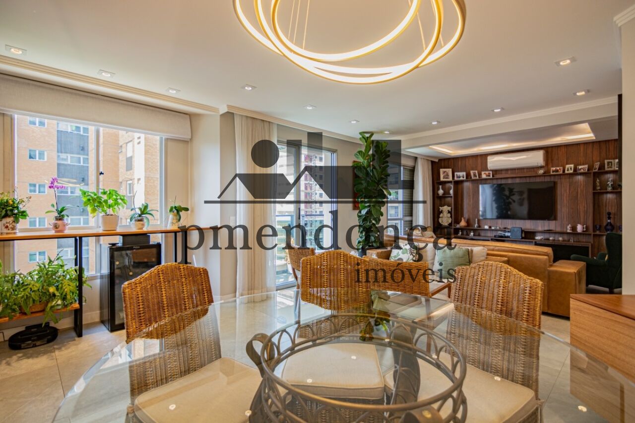Apartamento, 3 quartos, 133 m² - Foto 1