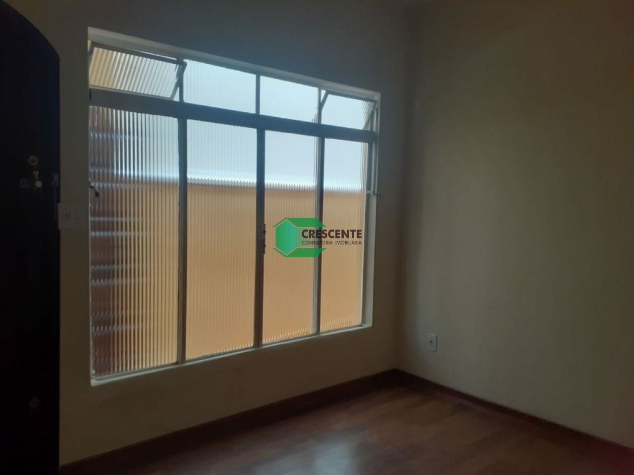 Casa Assobradada para Venda - Vila Pinheirinho