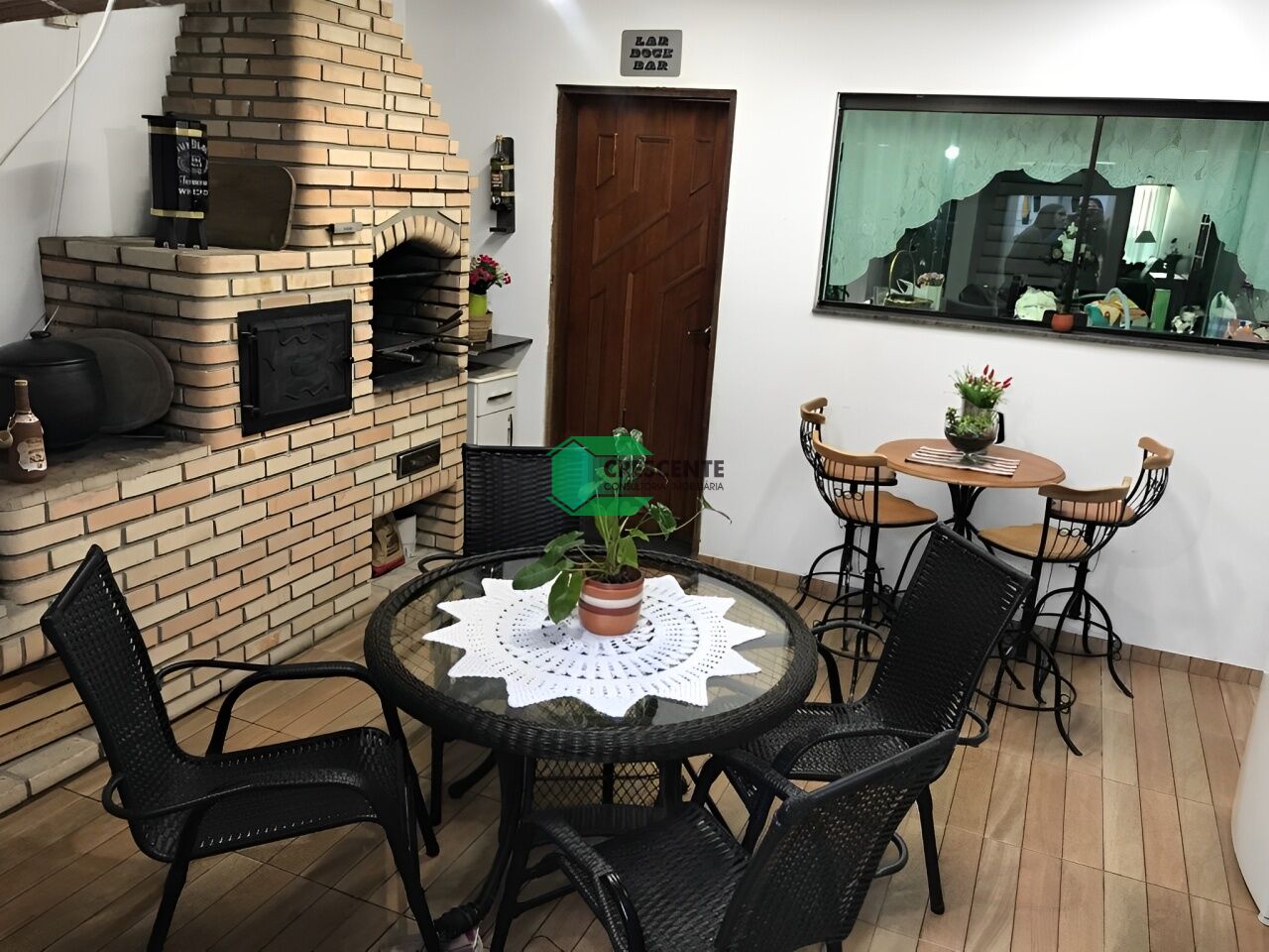 Sobrado para Venda - Santa Maria