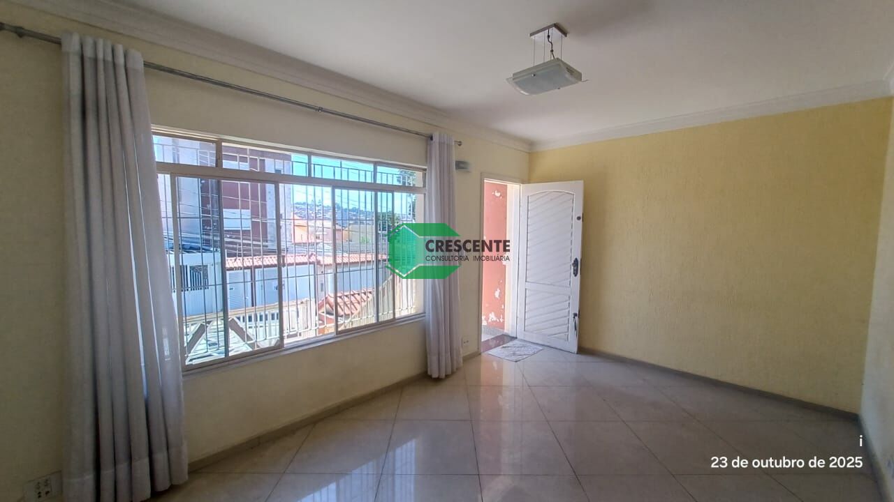 Casa Assobradada para Locação - Parque Oratório
