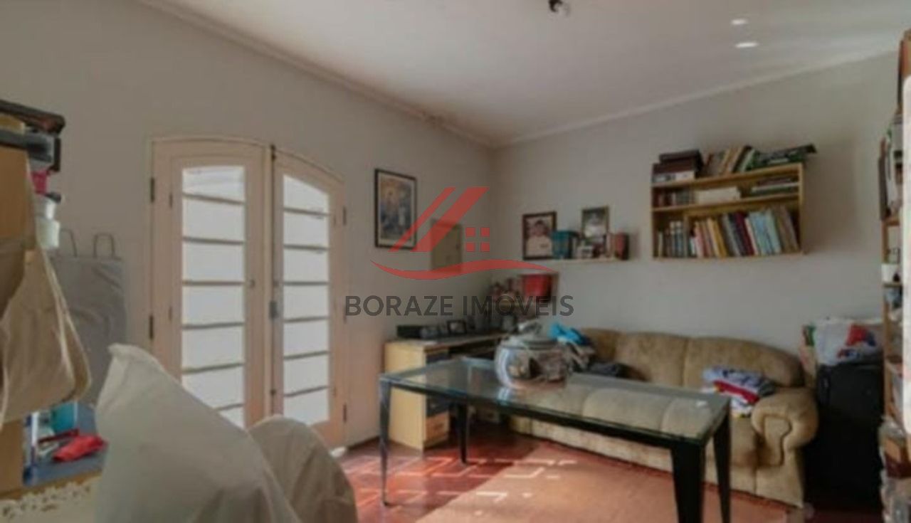 Casa com 2 quartos, sendo 1 suíte para venda na Vila Scarpelli em Santo André