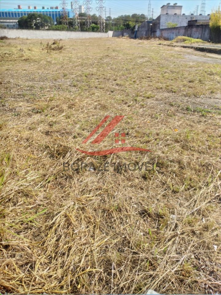 Terreno comercial para alugar no Rudge Ramos em São Bernardo do Campo, com 4404m² de área útil.