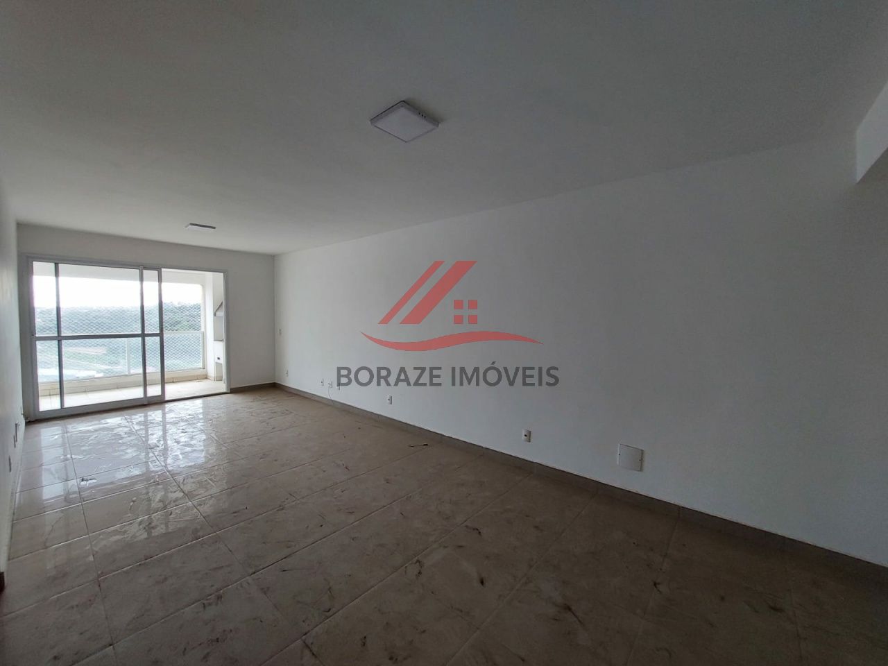 Apartamento com 3 quartos, sendo 1 suíte para alugar na Vila Bocaina