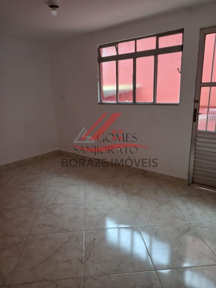 Casa com 4 quartos para venda no Parque Bandeirantes em Mauá