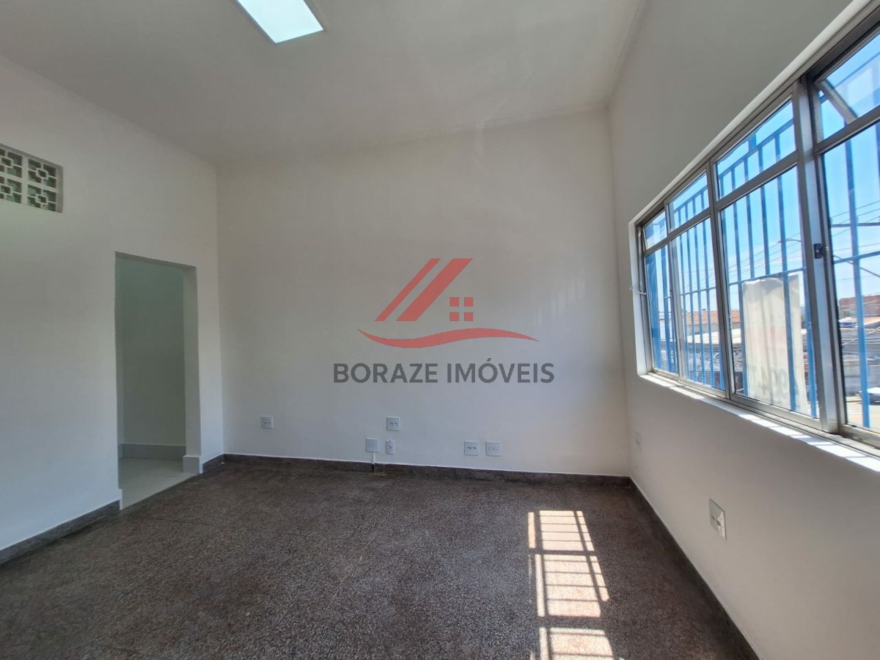 Sala comercial para alugar no Parque São Vicente em Mauá