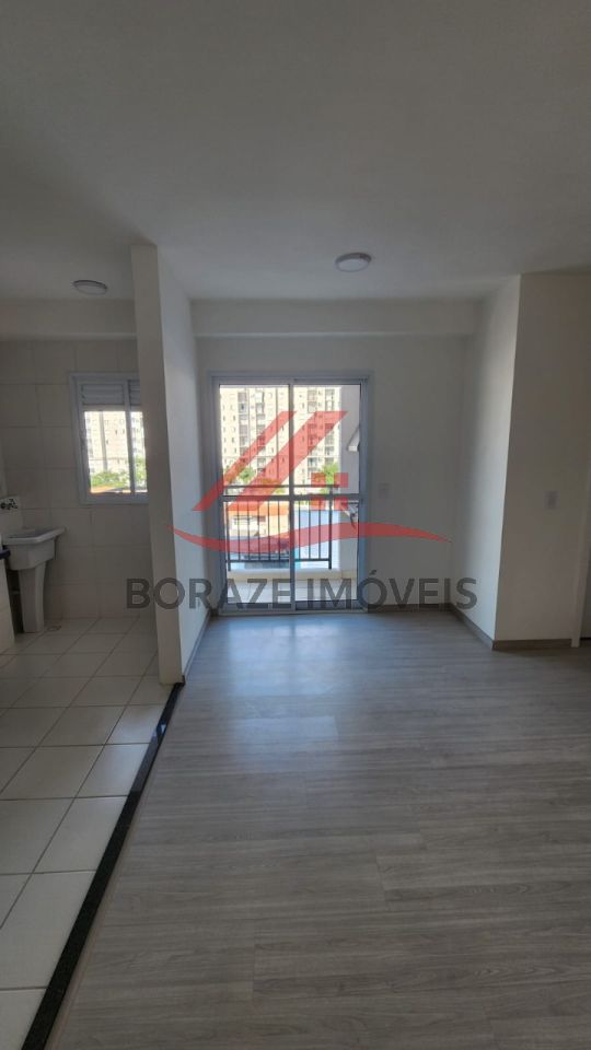 Apartamento com 2 quartos, sendo 1 suíte para venda na Vila Metalúrgica em Santo André