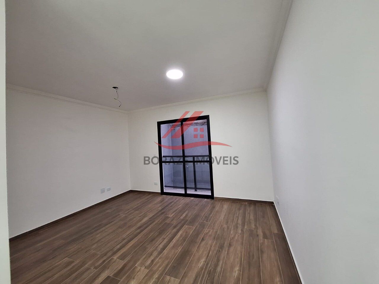 Apartamento com 3 quartos, sendo 1 suíte para alugar no Jardim Pedroso em Mauá