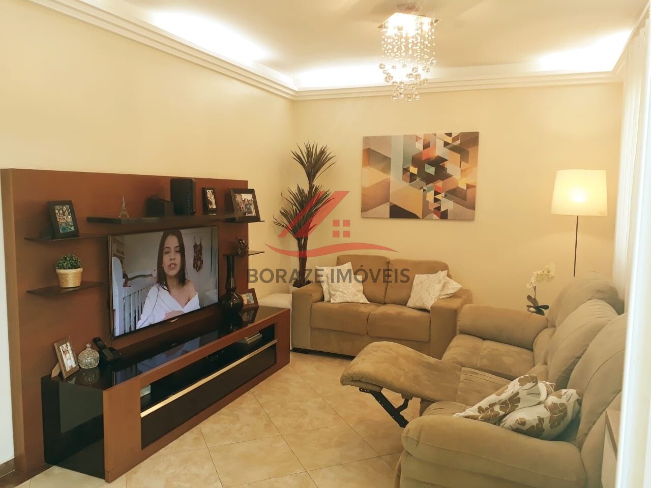 Sobrado com 3 quartos, sendo 1 suíte para venda no Bairro Campestre em Santo André