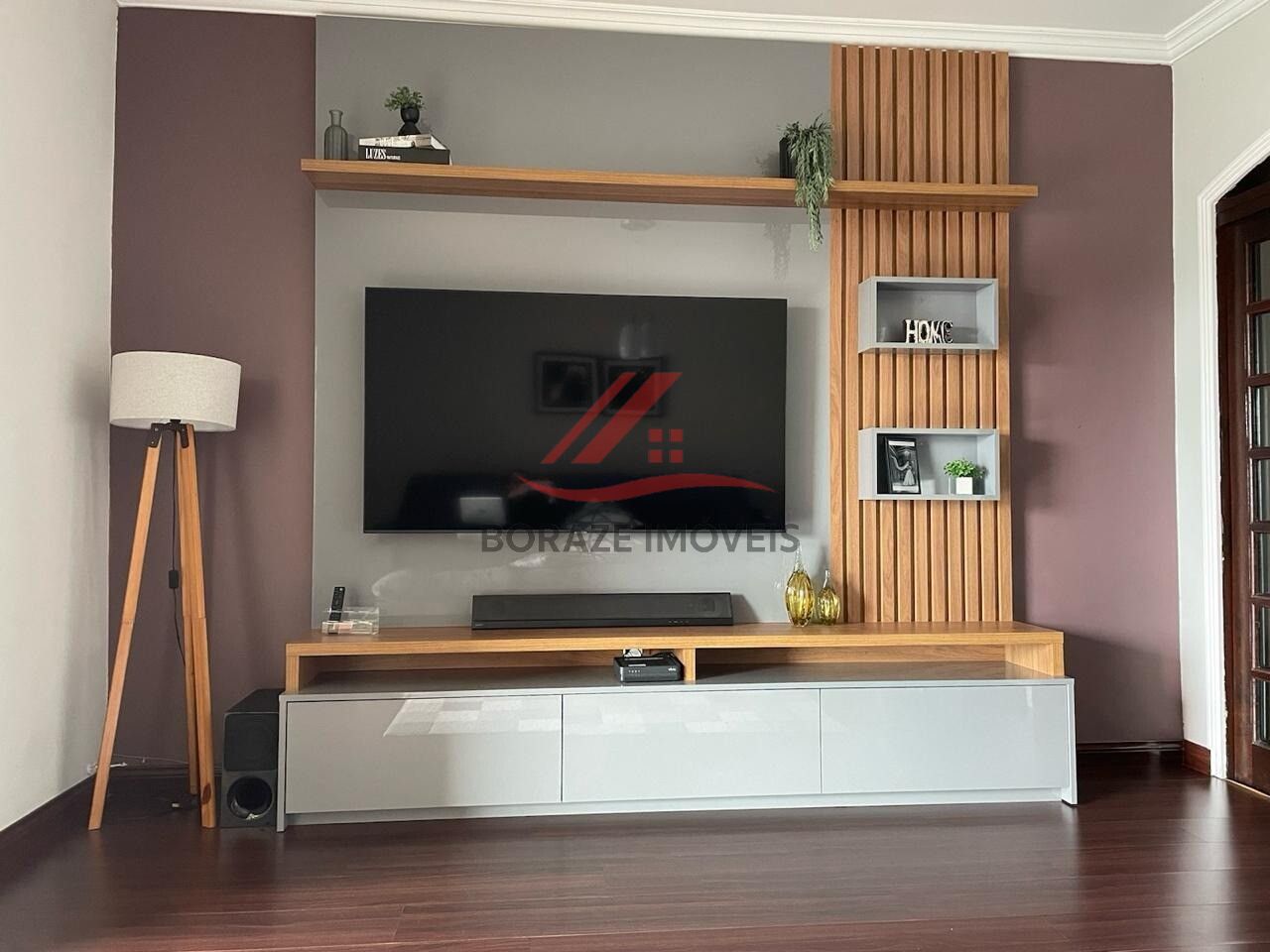 Sobrado com 3 quartos, sendo 1 suíte para venda no Jardim Estrela em Mauá