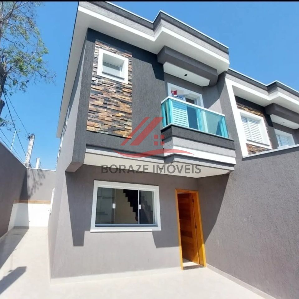 Sobrado com 3 quartos, sendo 1 suíte para venda na Vila Lucinda em Santo André