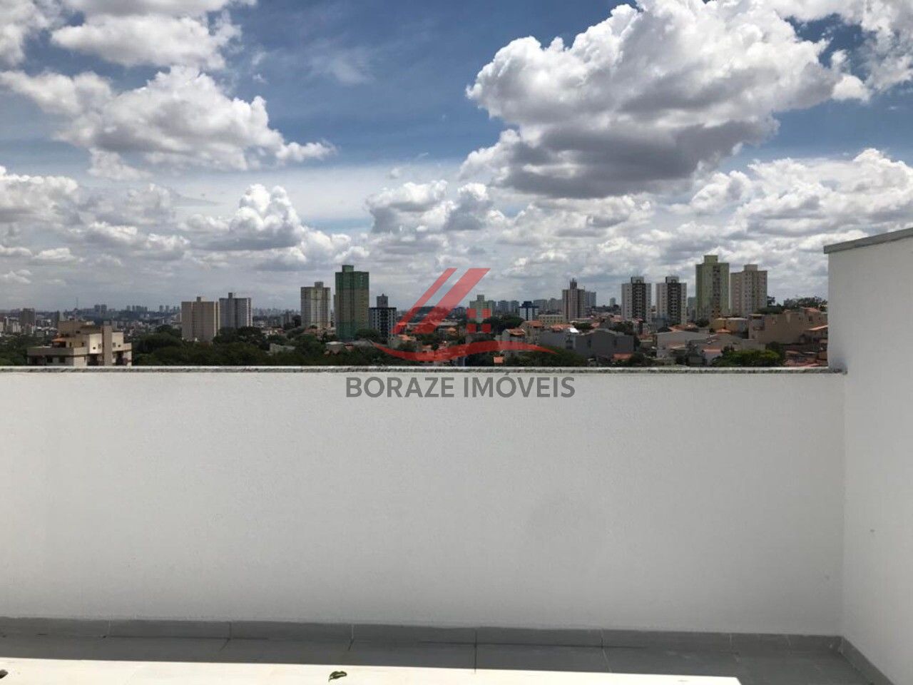 Cobertura com 2 quartos, sendo 1 suíte para venda na Vila Valparaíso em Santo André