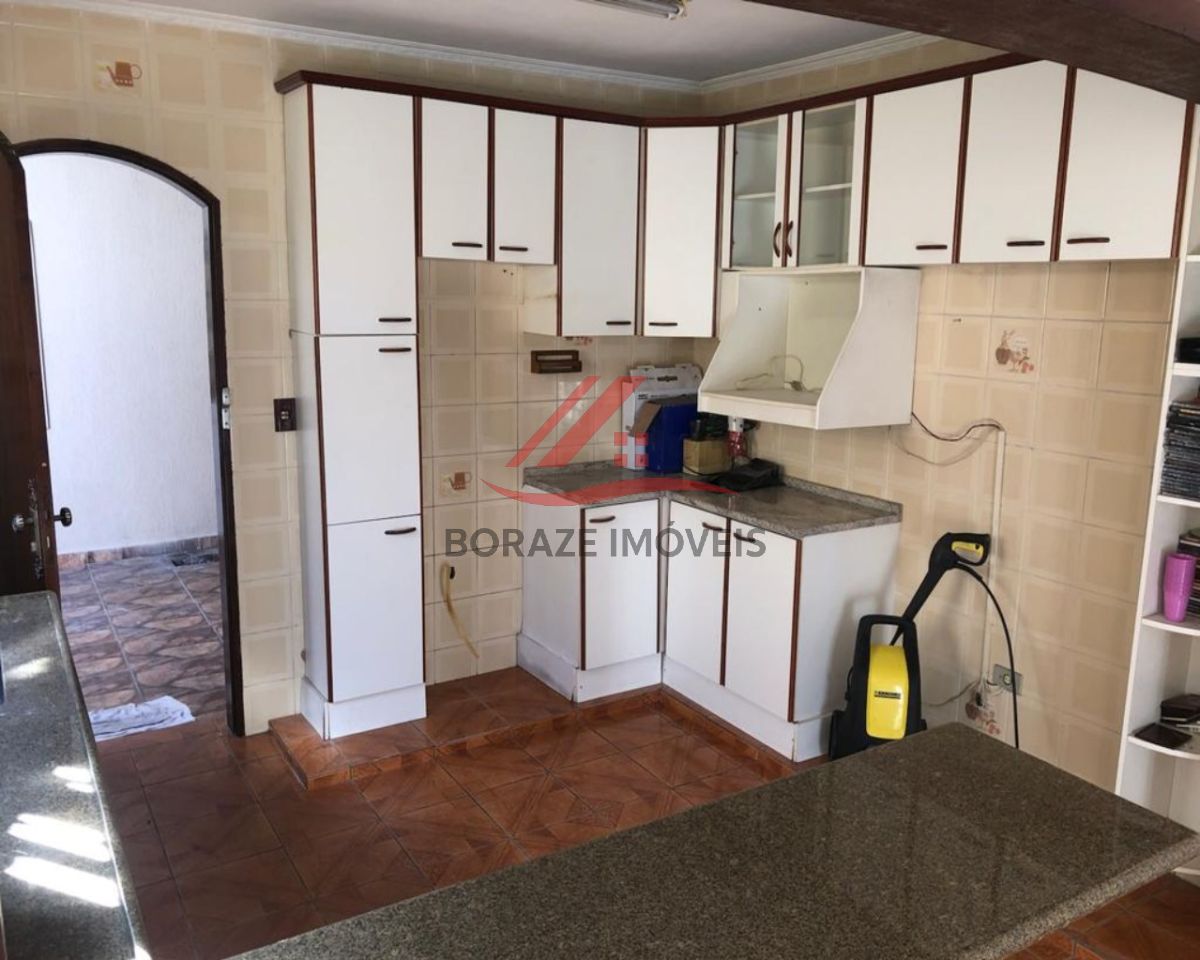 sobrado com 3 quartos, sendo 1 suíte para venda no Parque das Fontes em Ribeirão Pires