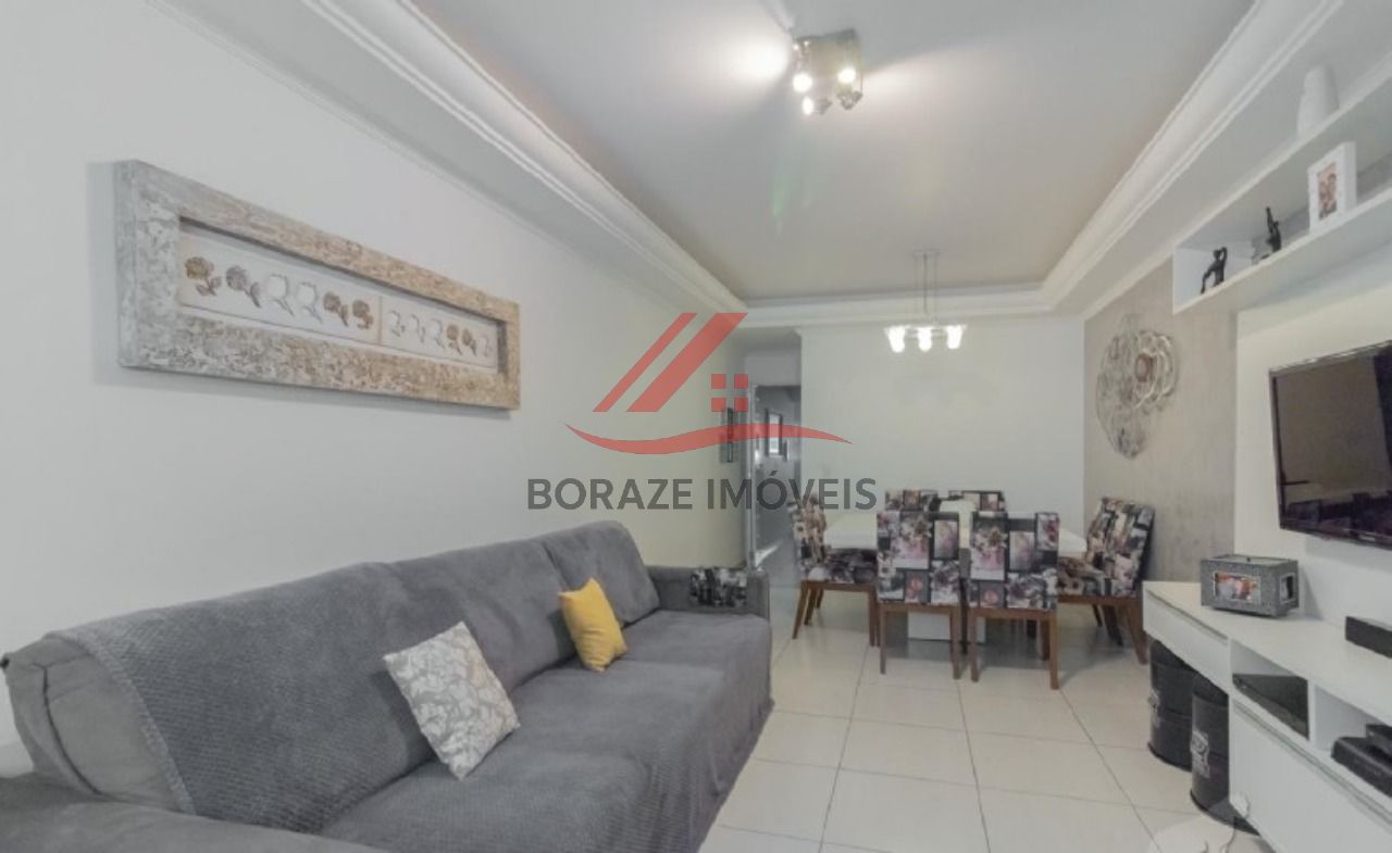 Sobrado para a venda no Jardim do Estádio em Santo André - SP .