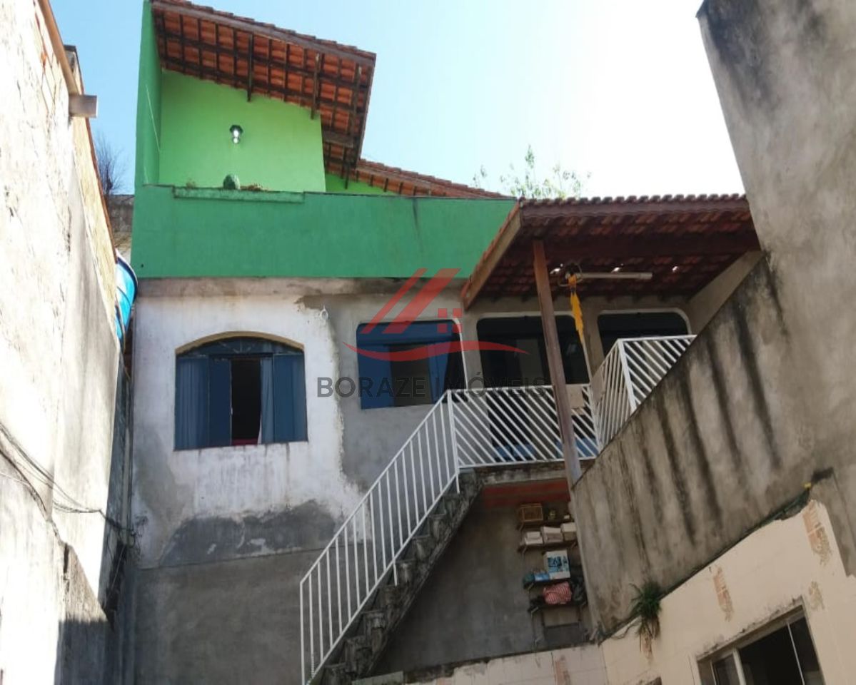 Casa com 5 quartos para venda na Vila Independência em Mauá