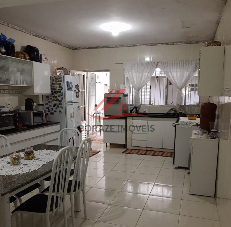 Sobrado com 2 quartos para venda na Vila Valparaíso em Santo André