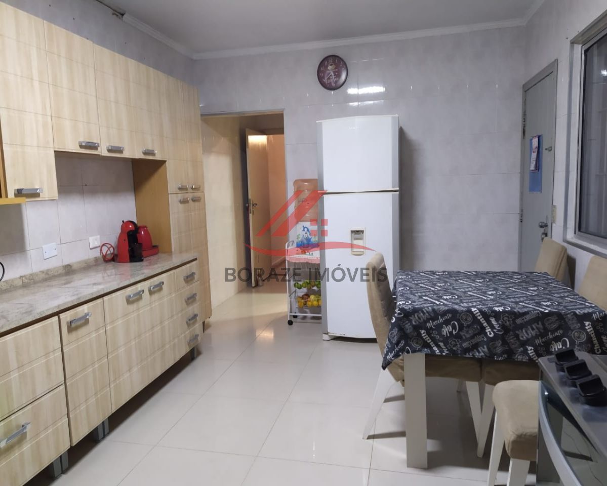 Sobrado com 3 quartos para venda na Vila Palmares em Santo André