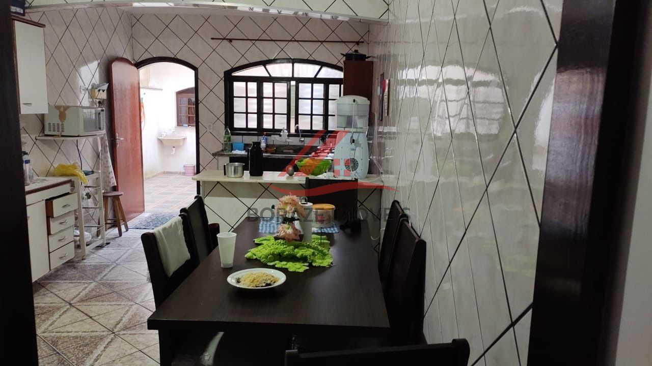 Sobrado com 3 quartos, sendo 1 suíte para venda no Bairro Aliança em Ribeirão Pires