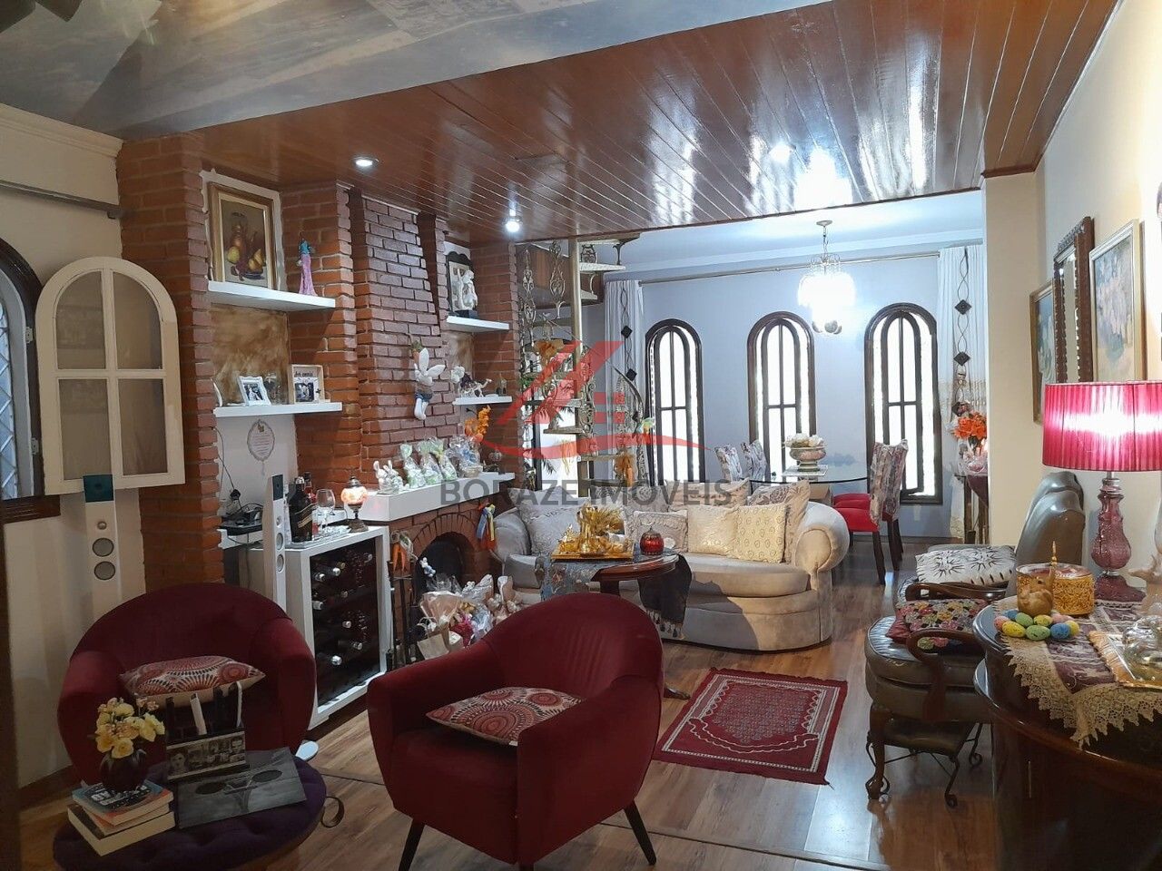 Sobrado com 3 quartos, sendo 1 suíte para venda no Bairro Suíssa em Ribeirão Pires